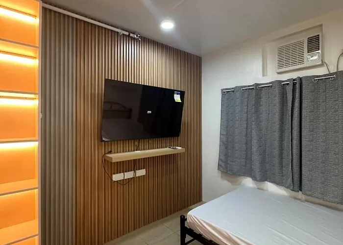 Alabang High-speed Wifi, Pool And Gym Access Apartahotel *